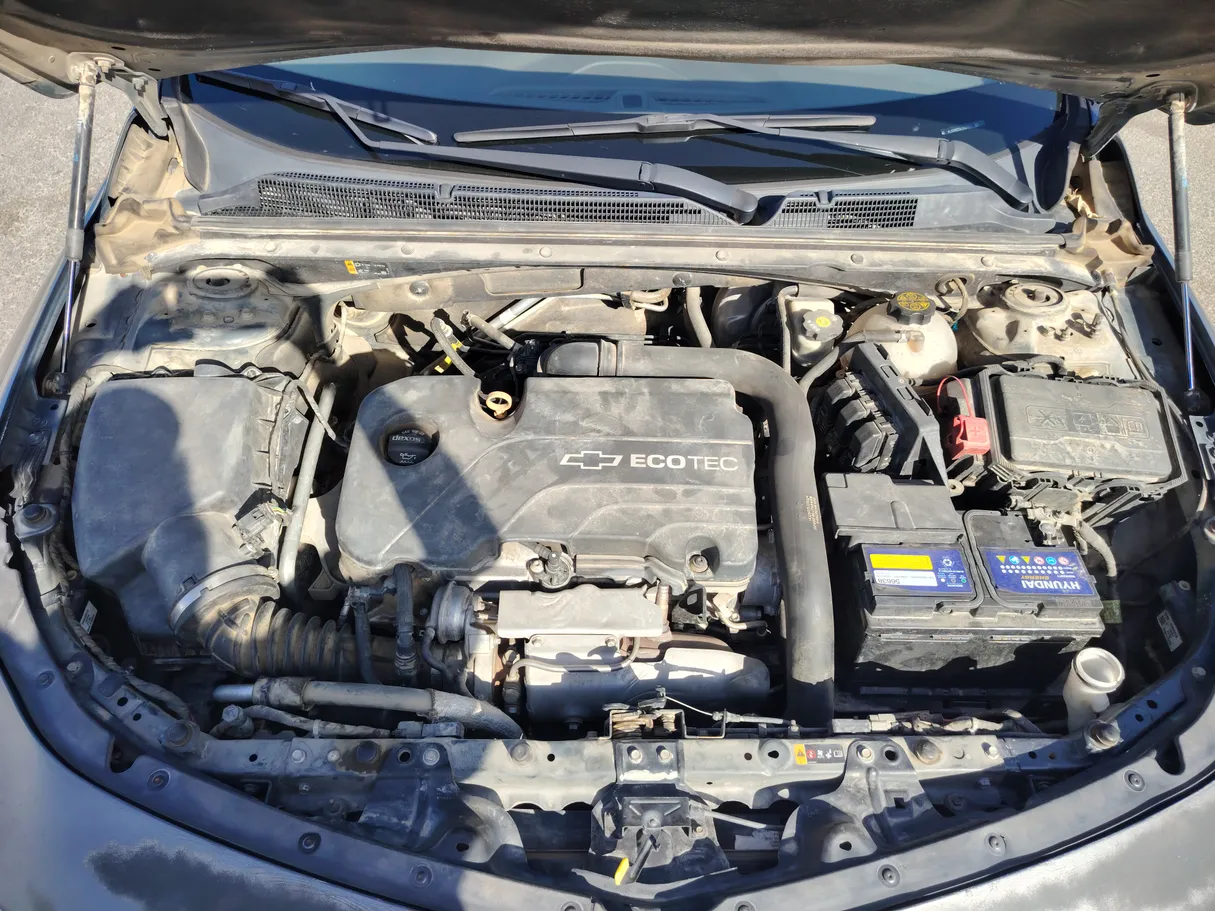 Car image 30