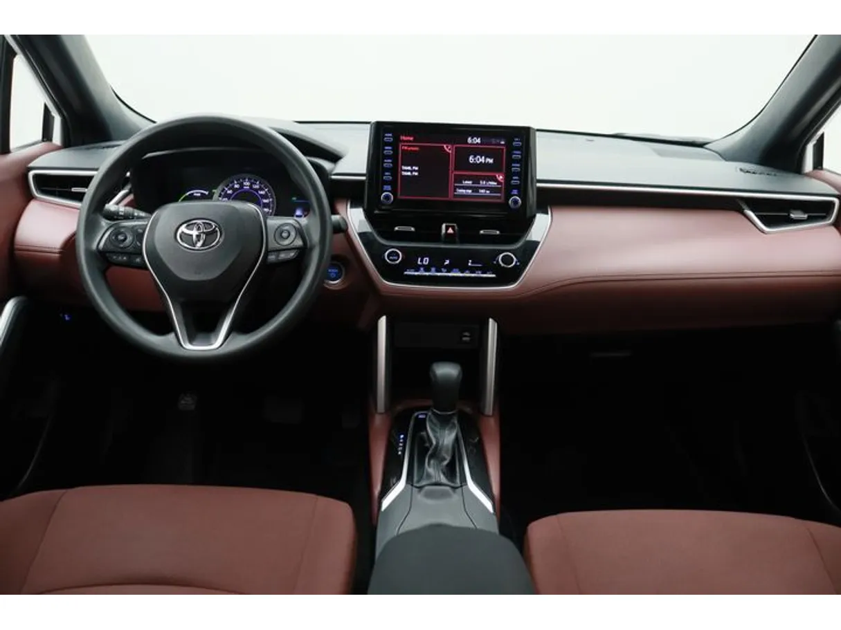 Car image 14