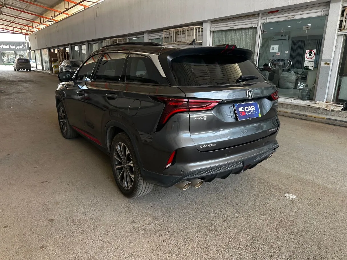 Car image 7
