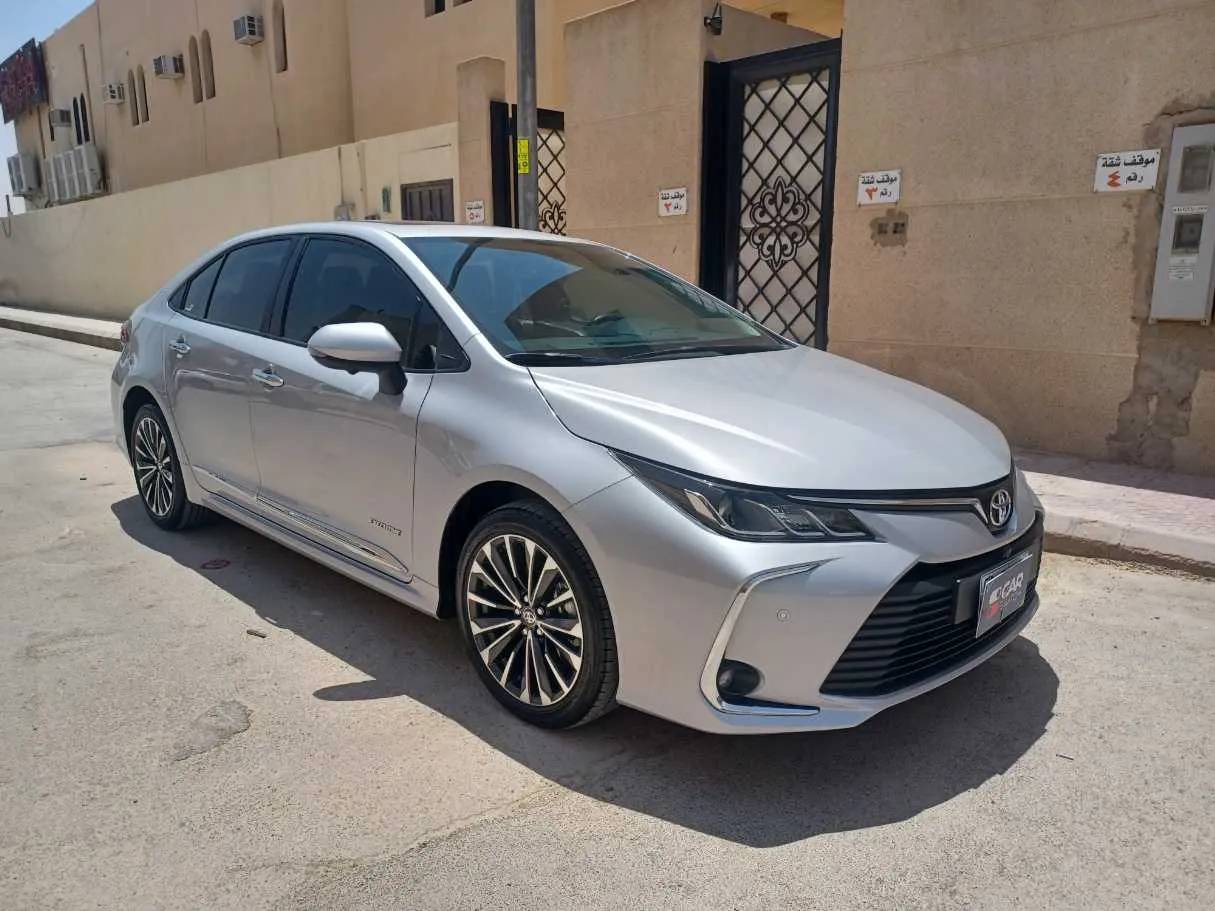 Car image 3