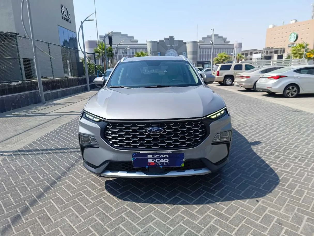 Car image 2