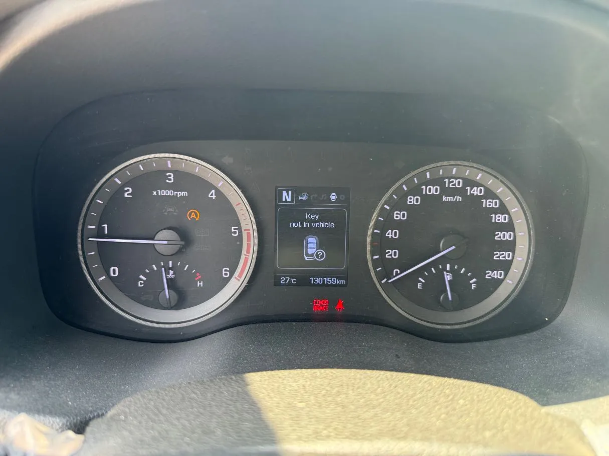 Car image 21