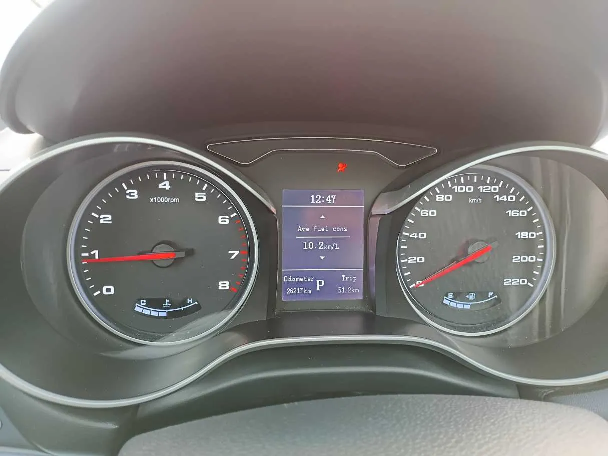Car image 20