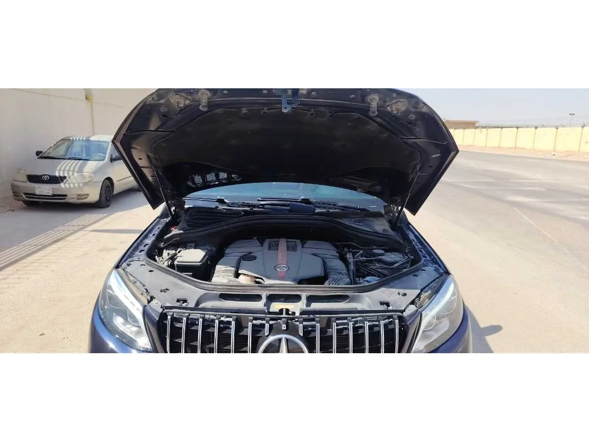 Car image 29