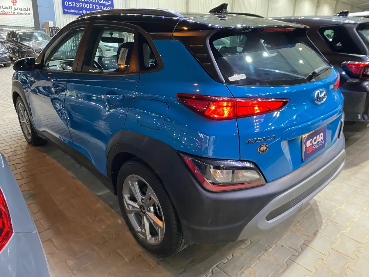 Car image 6