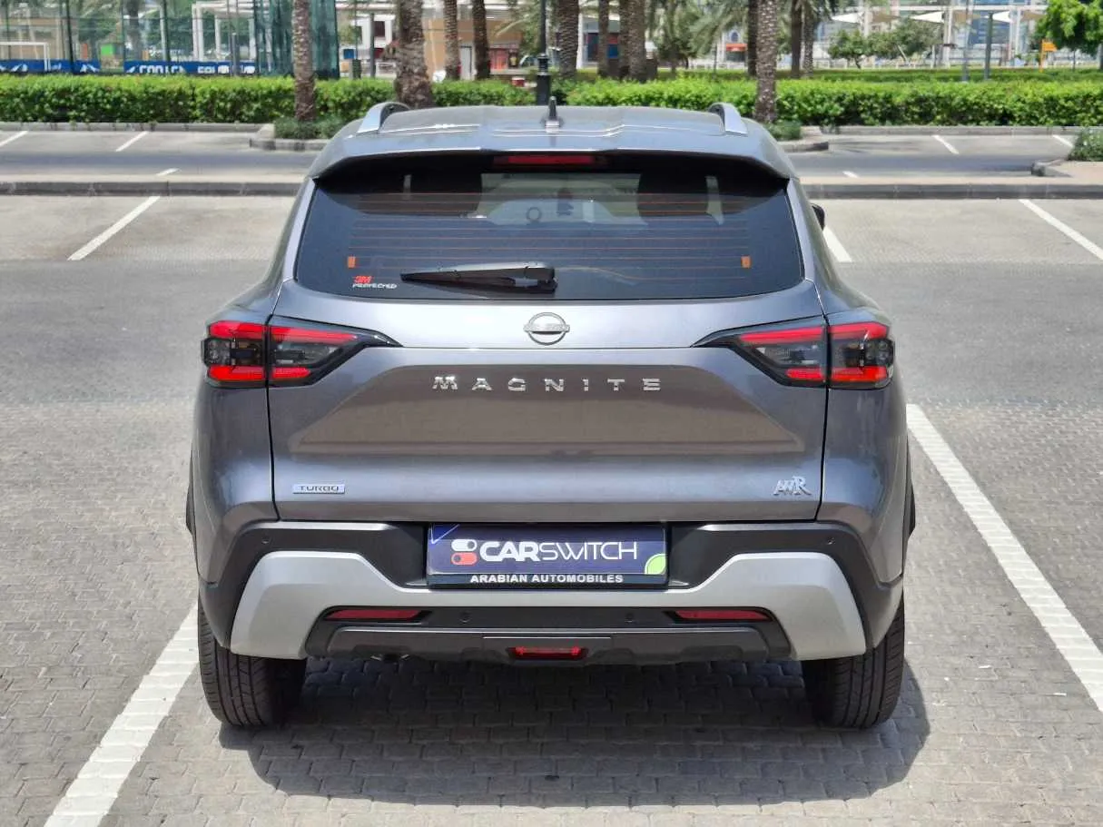 Car image 6