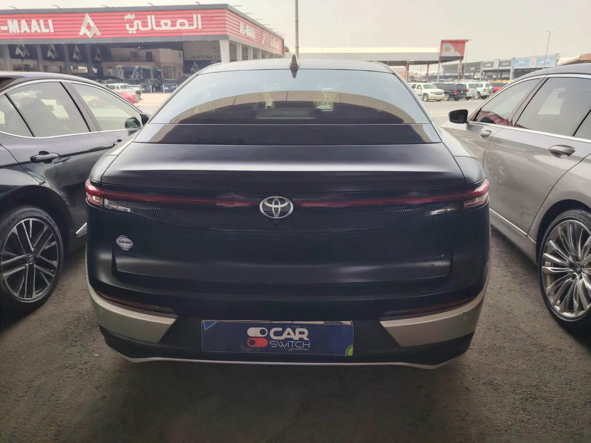Car image 6