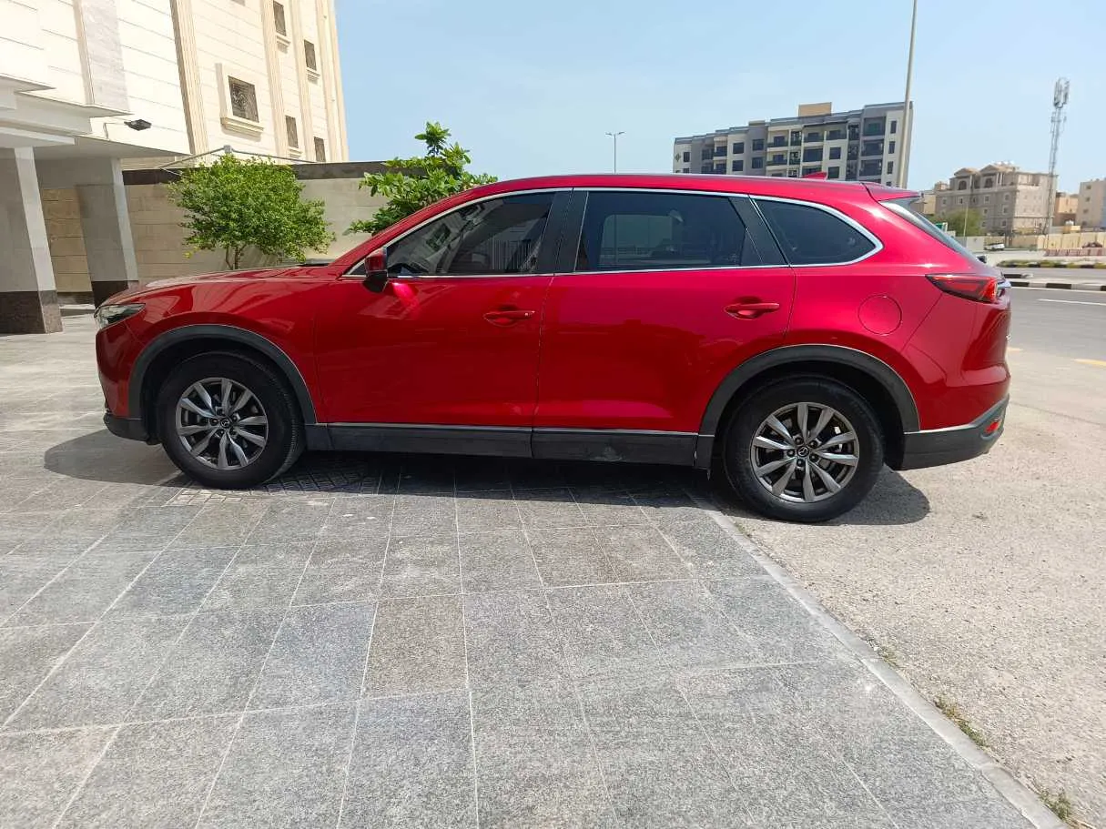 Car image 8