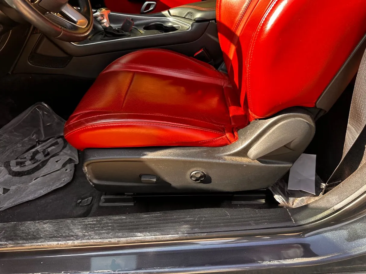 Car image 21