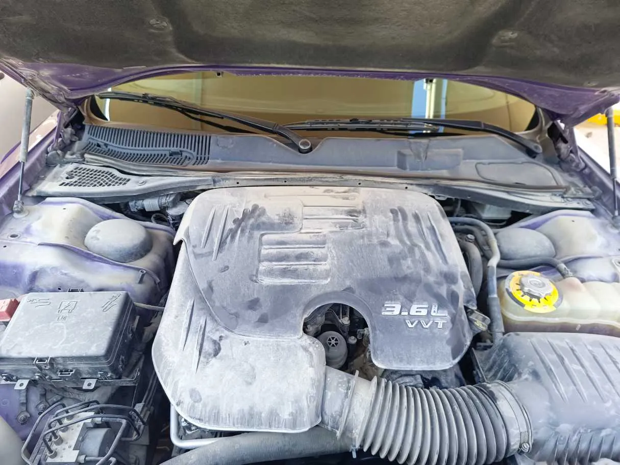 Car image 40