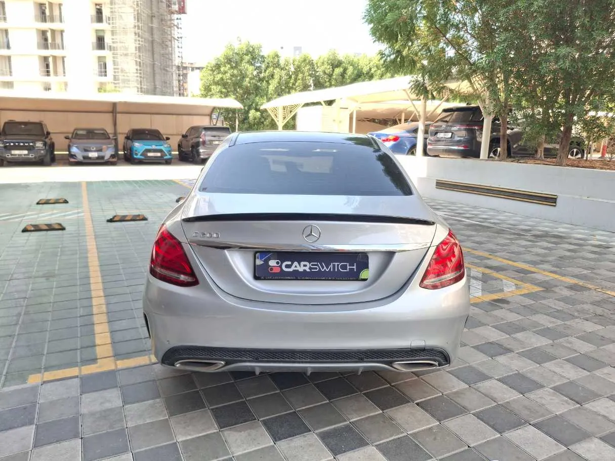 Car image 6