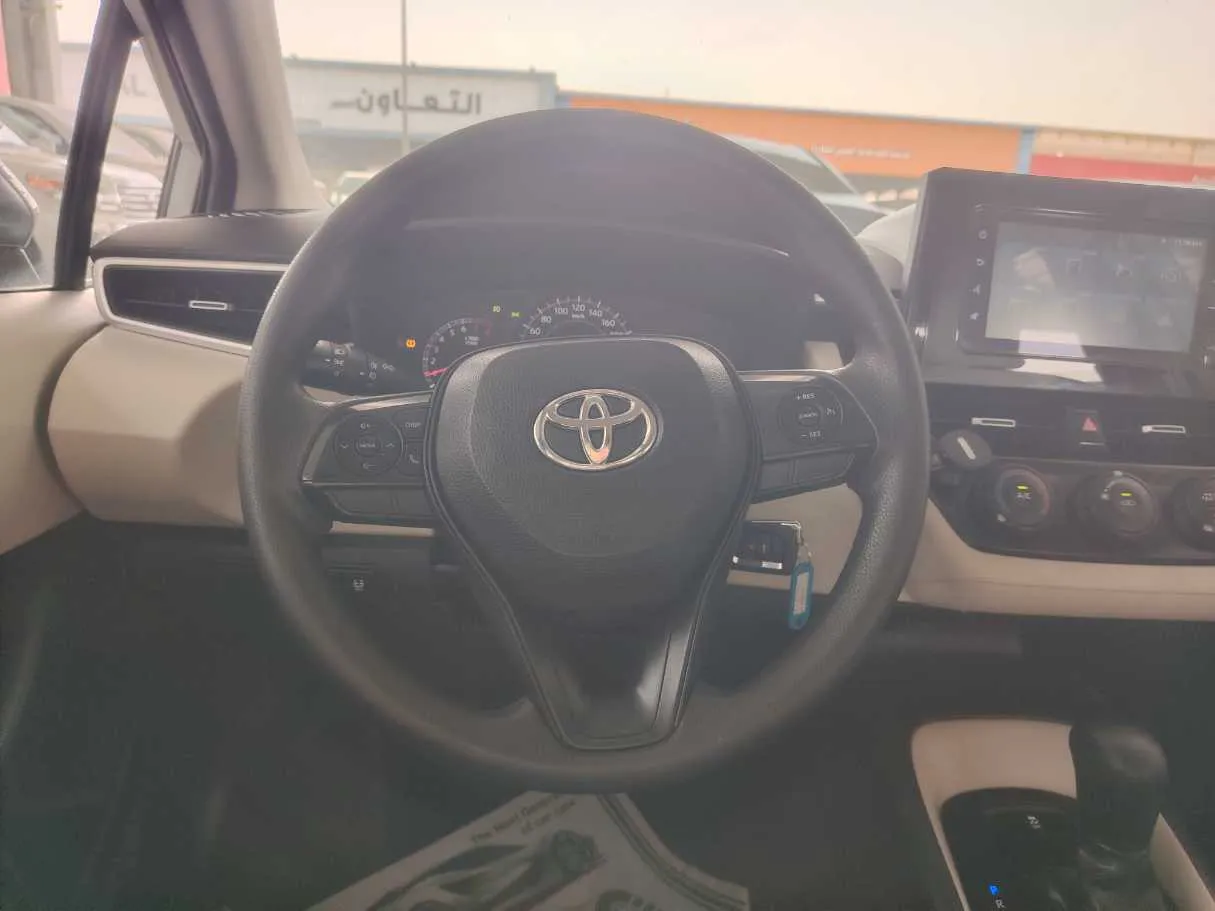 Car image 24