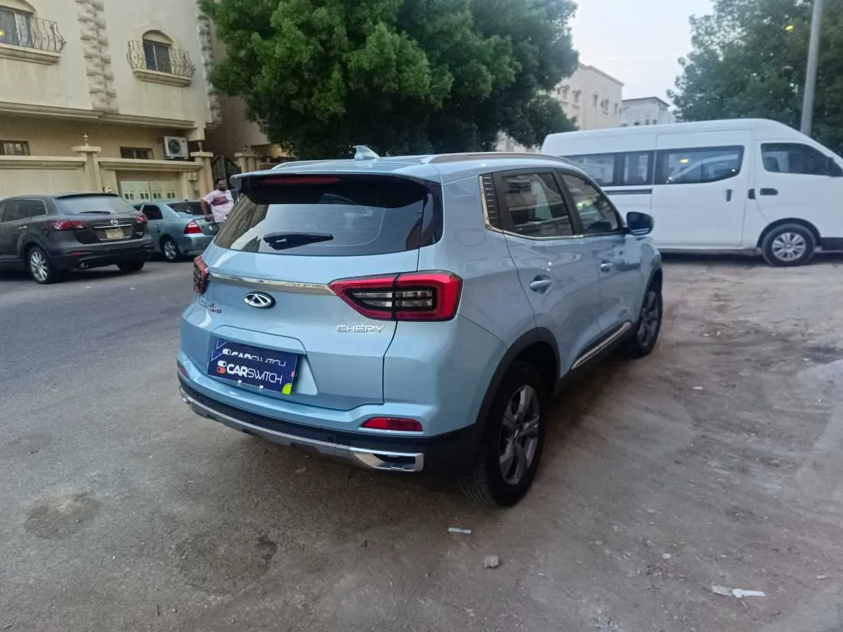 Car image 5