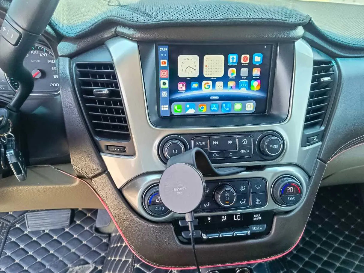 Car image 23