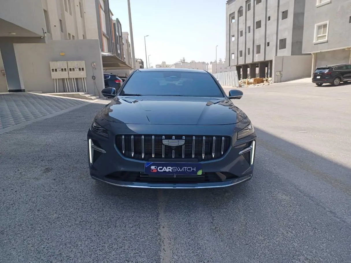Car image 2