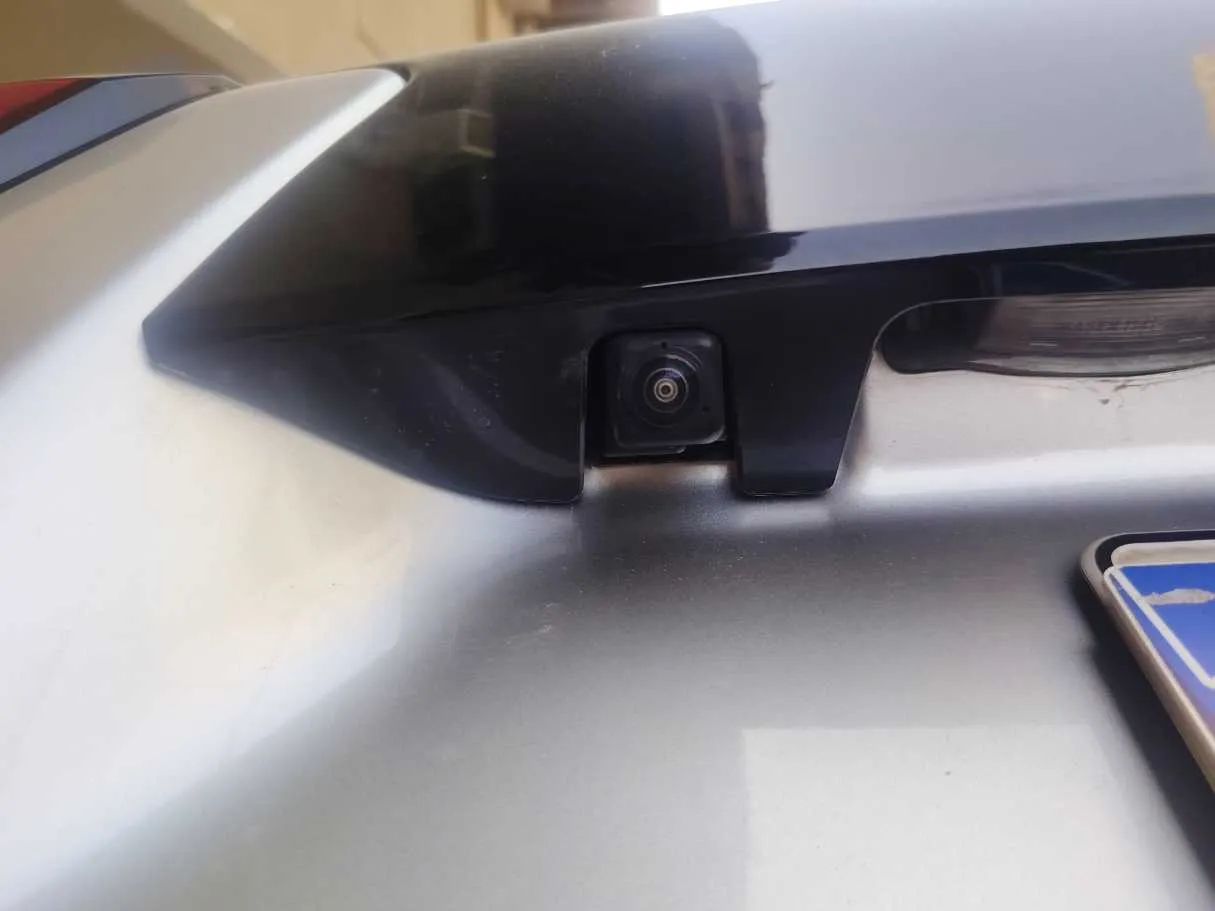 Car image 28