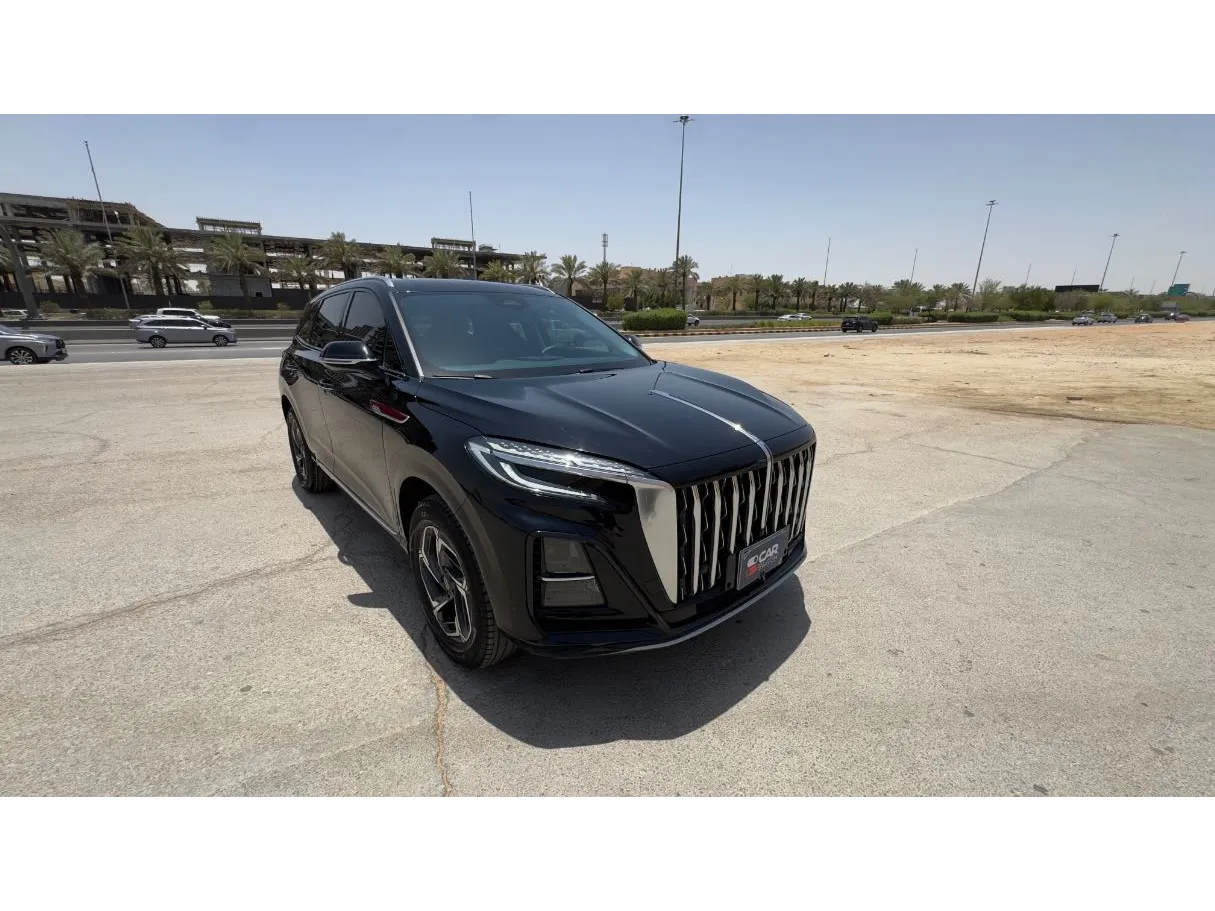 Car image 3