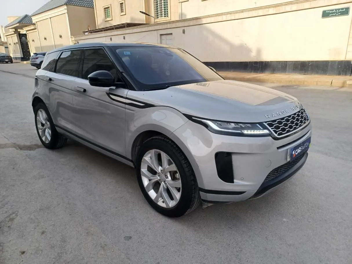 Car image 3
