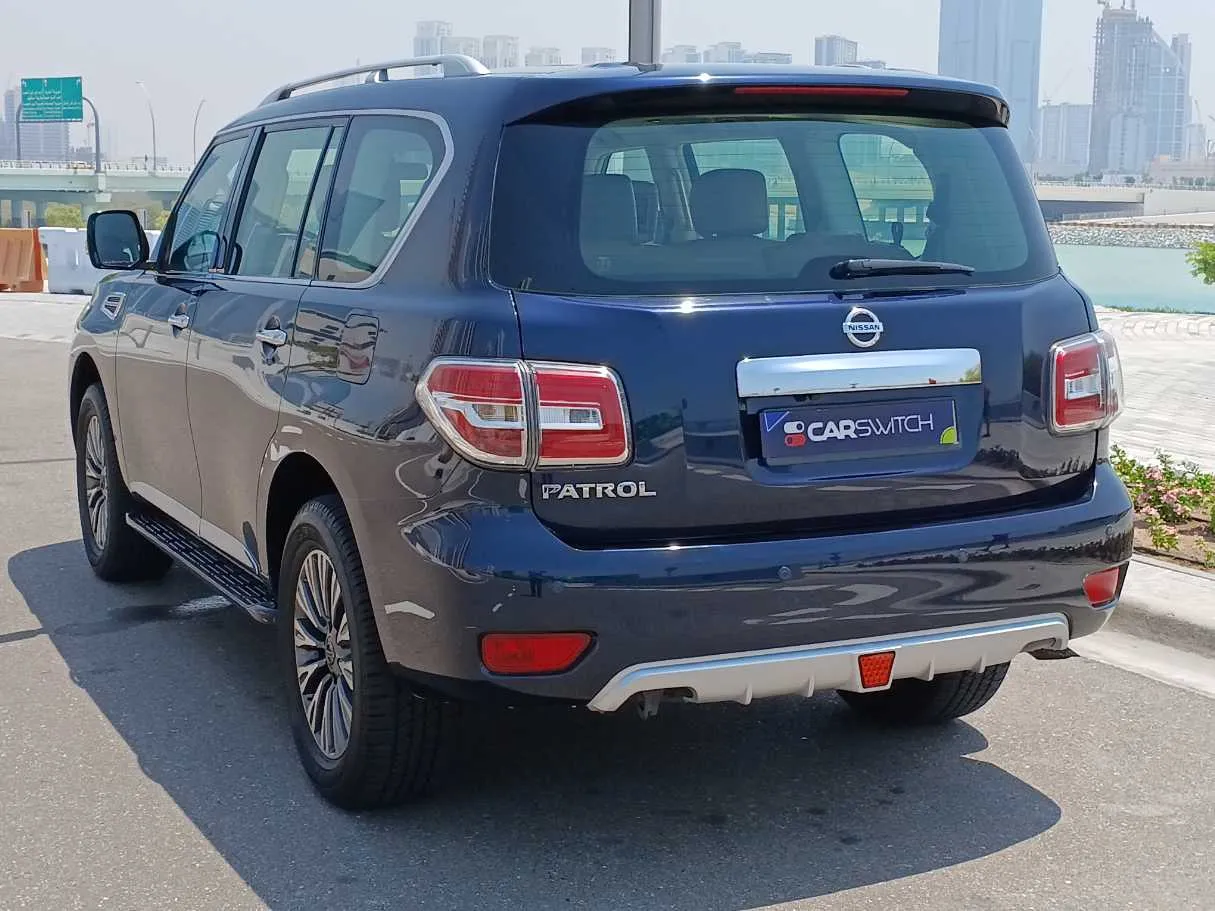 Car image 7