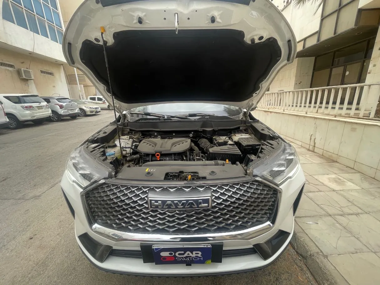 Car image 23