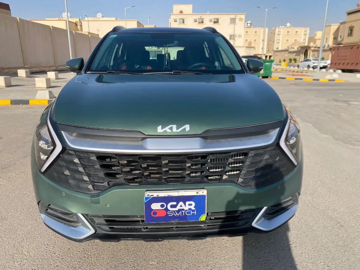 Car image 2