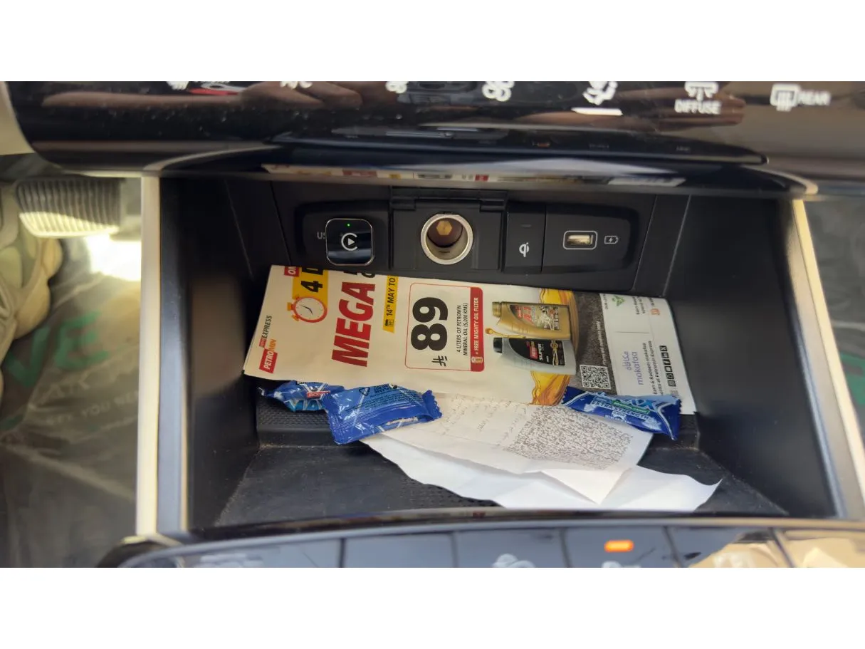 Car image 20