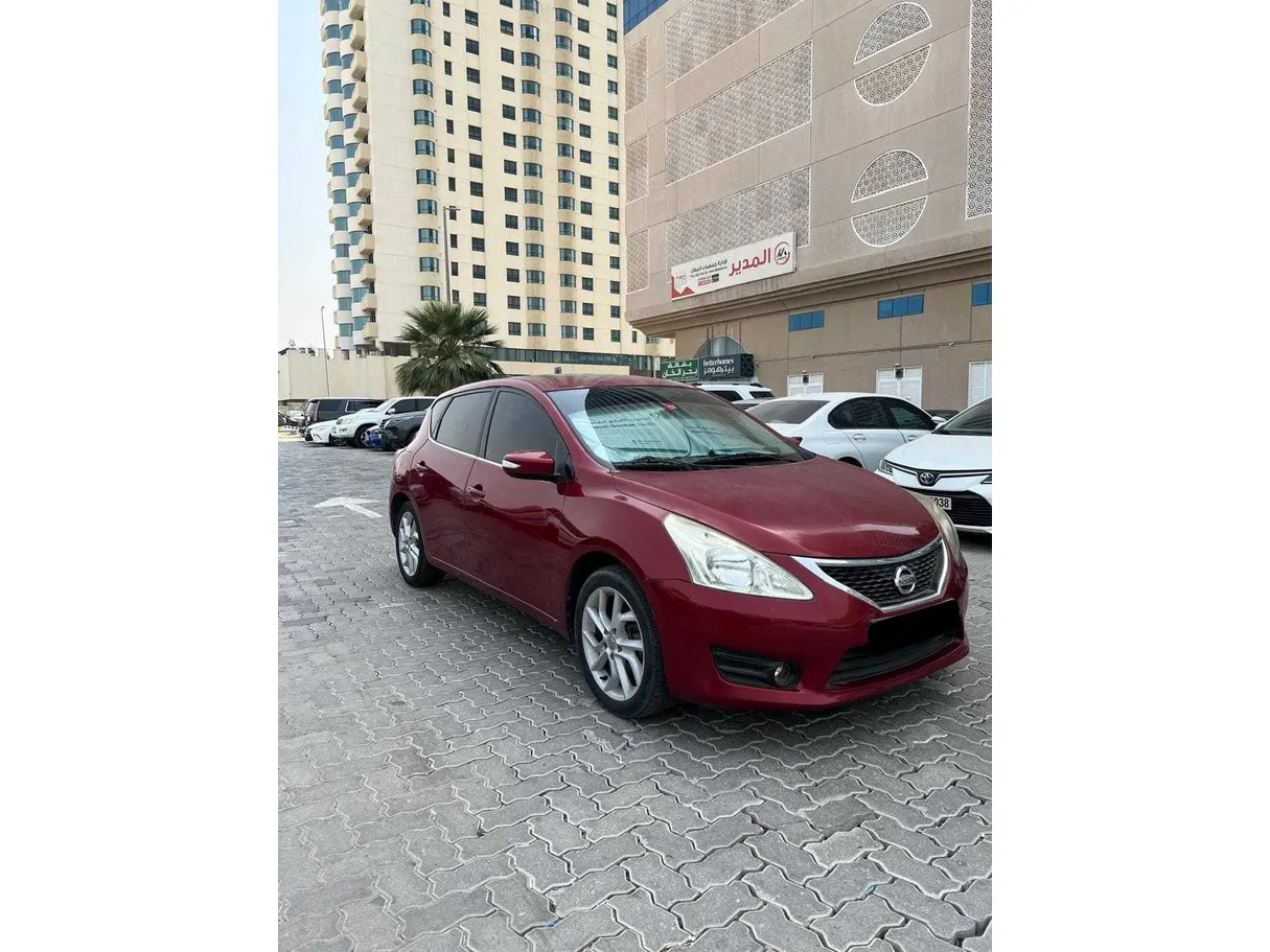 Car image 3
