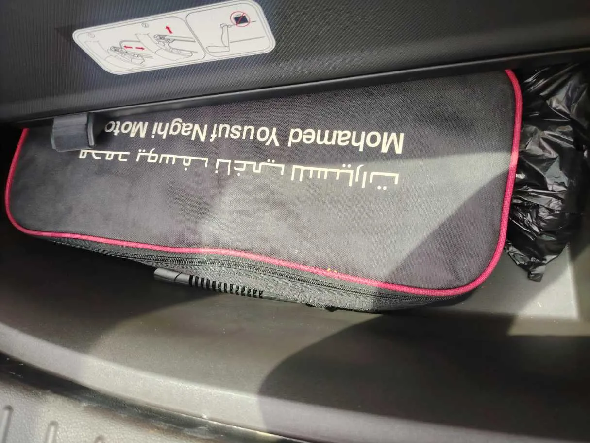 Car image 42