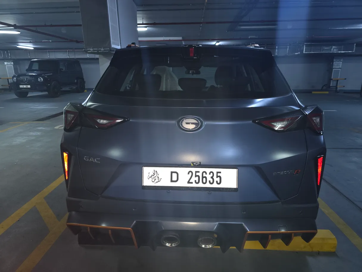 Car image 3