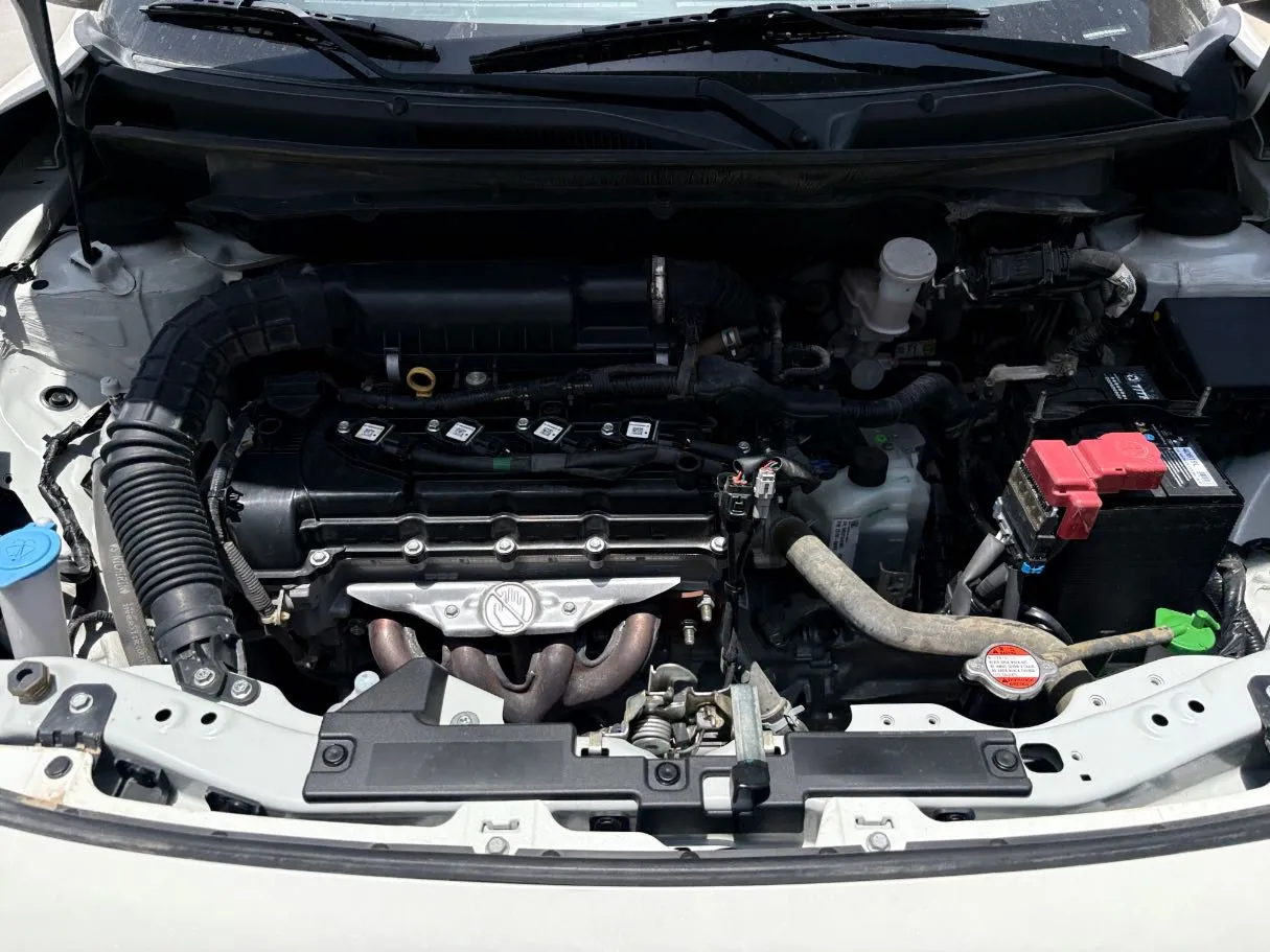 Car image 28