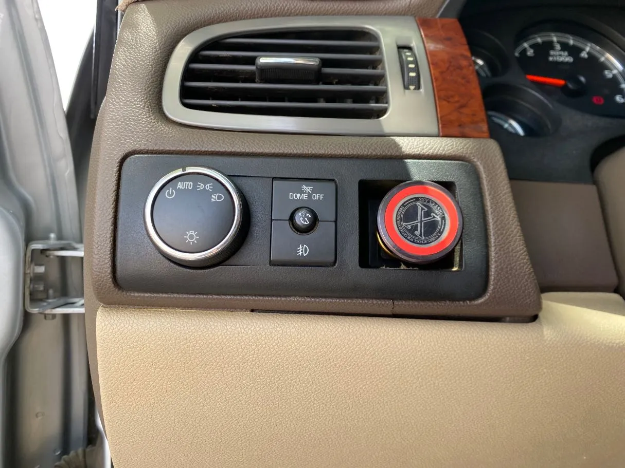 Car image 22