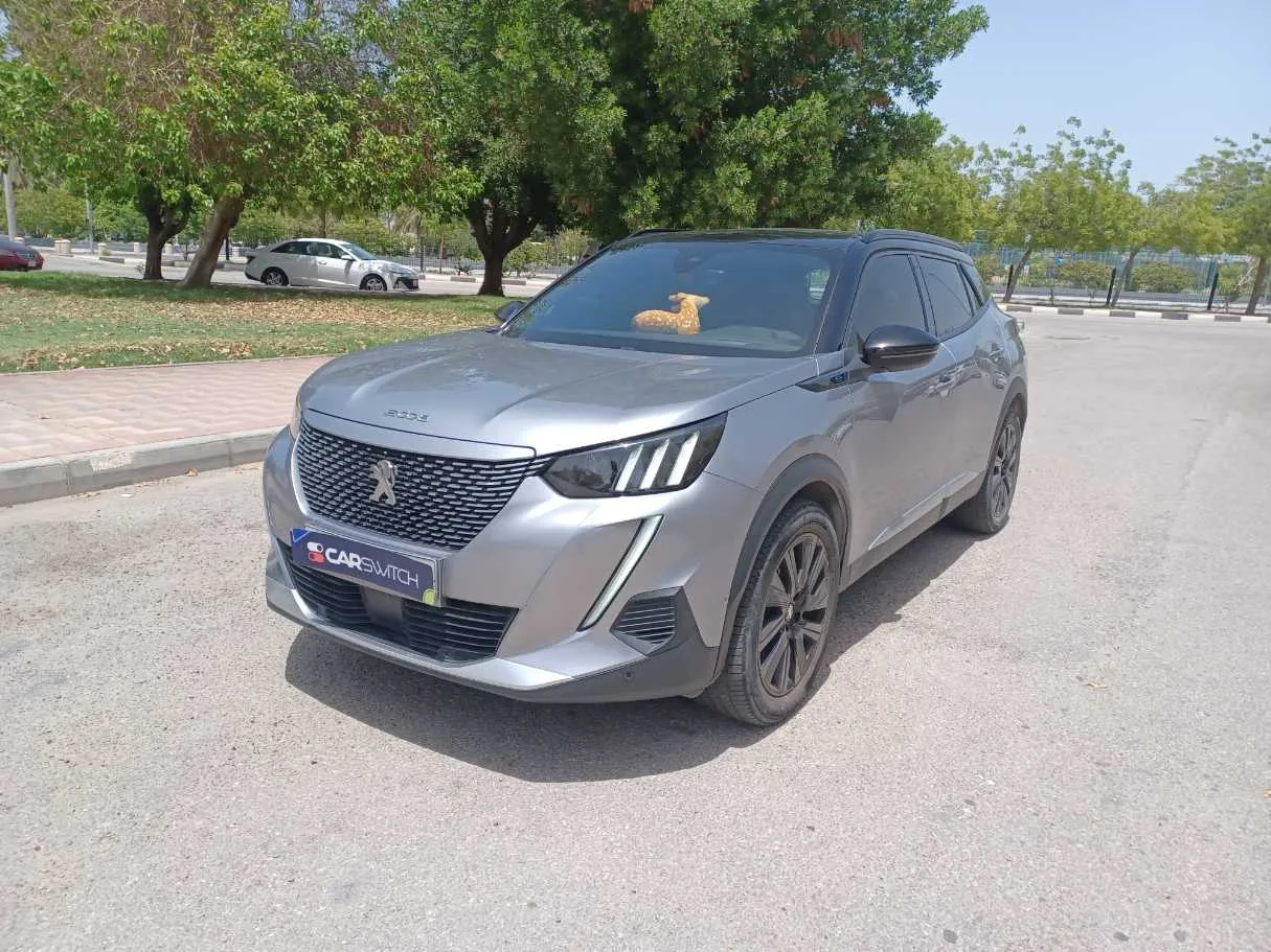 Car image 25