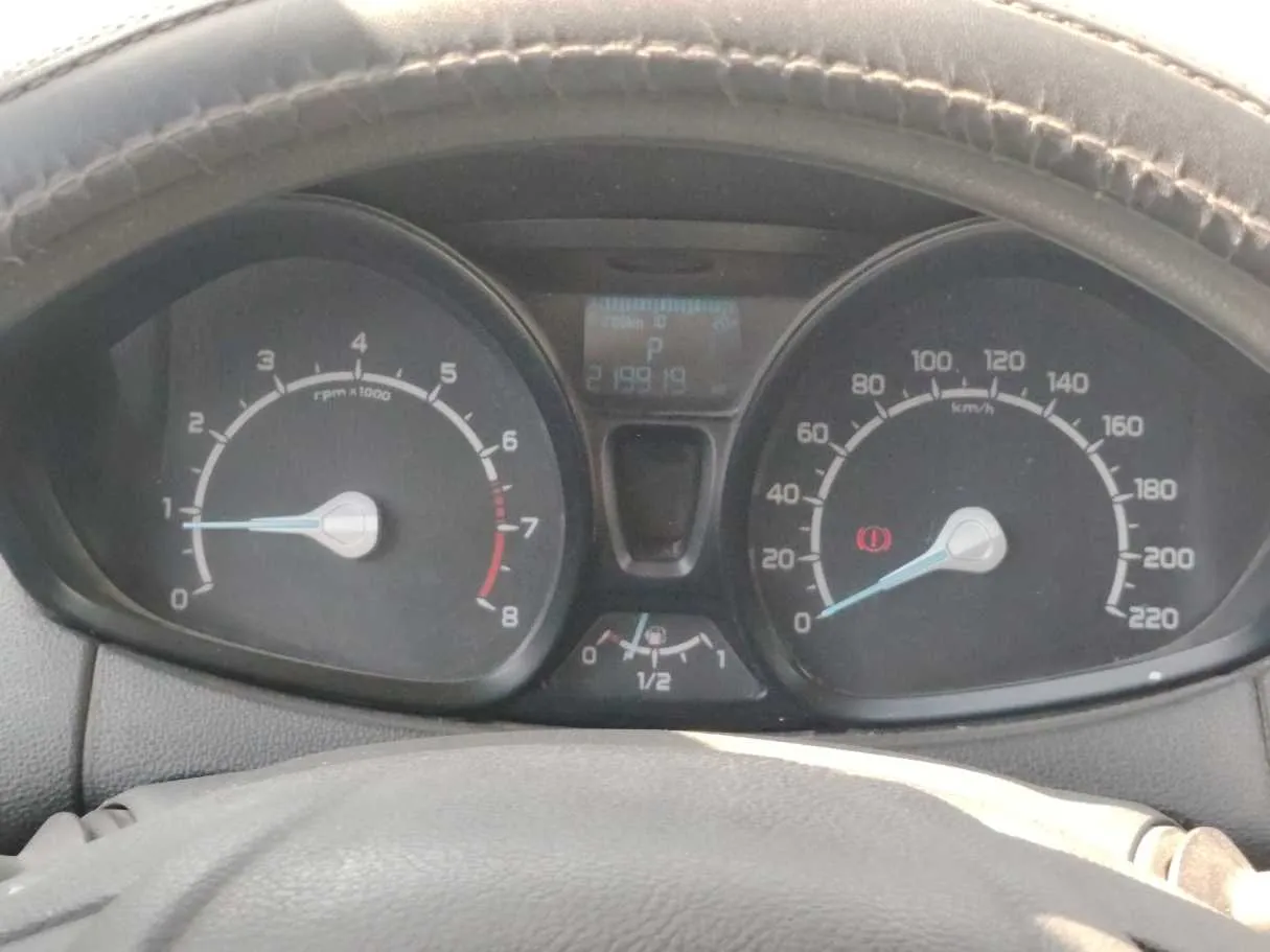 Car image 21
