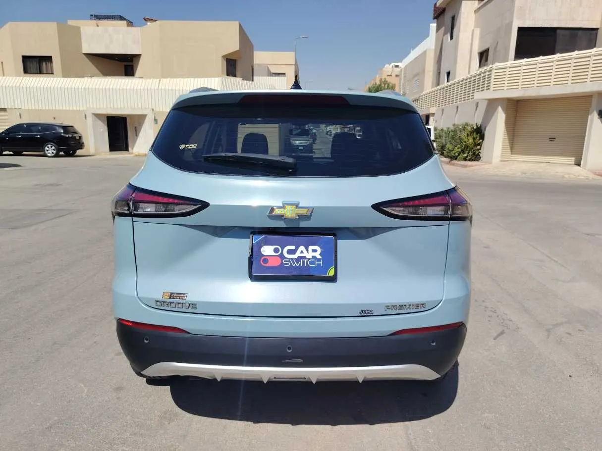 Car image 6