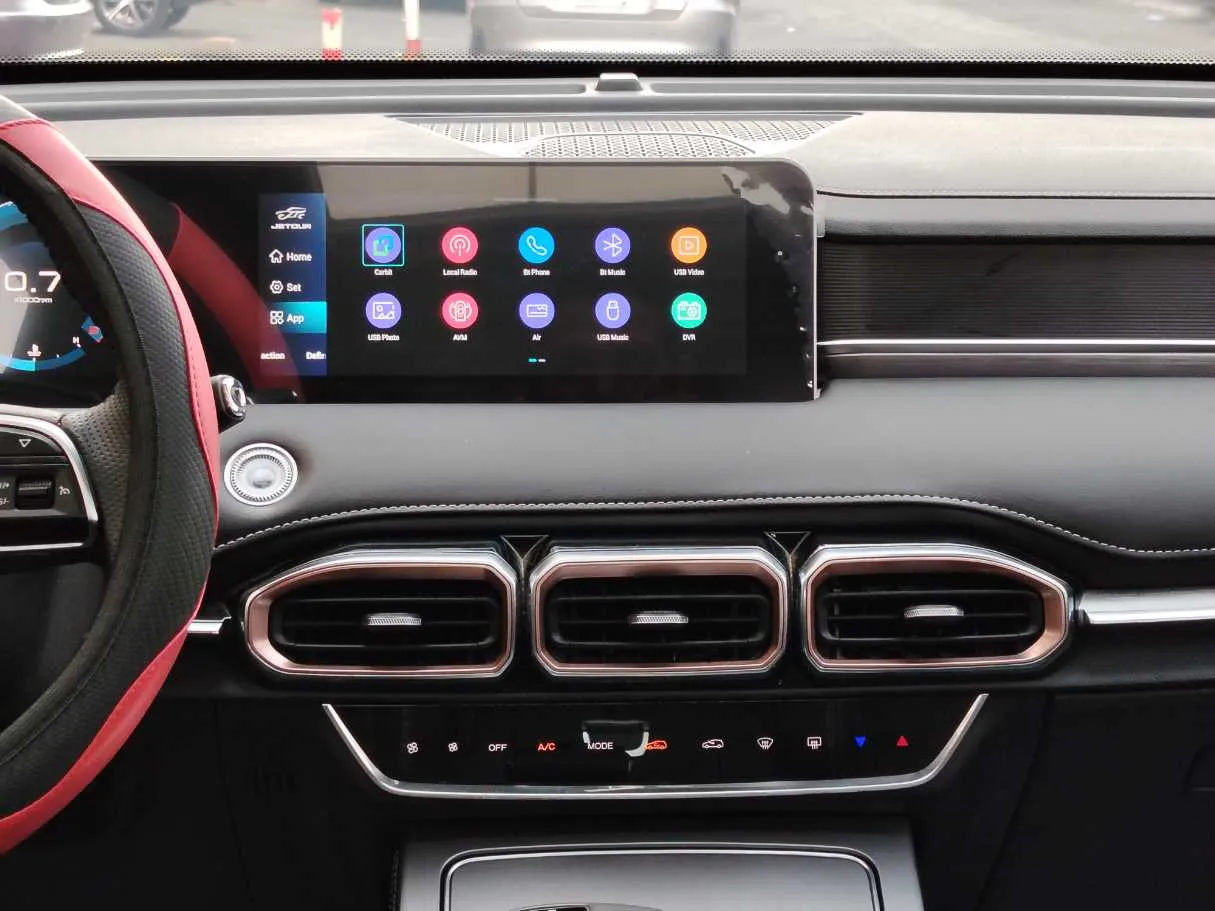 Car image 25