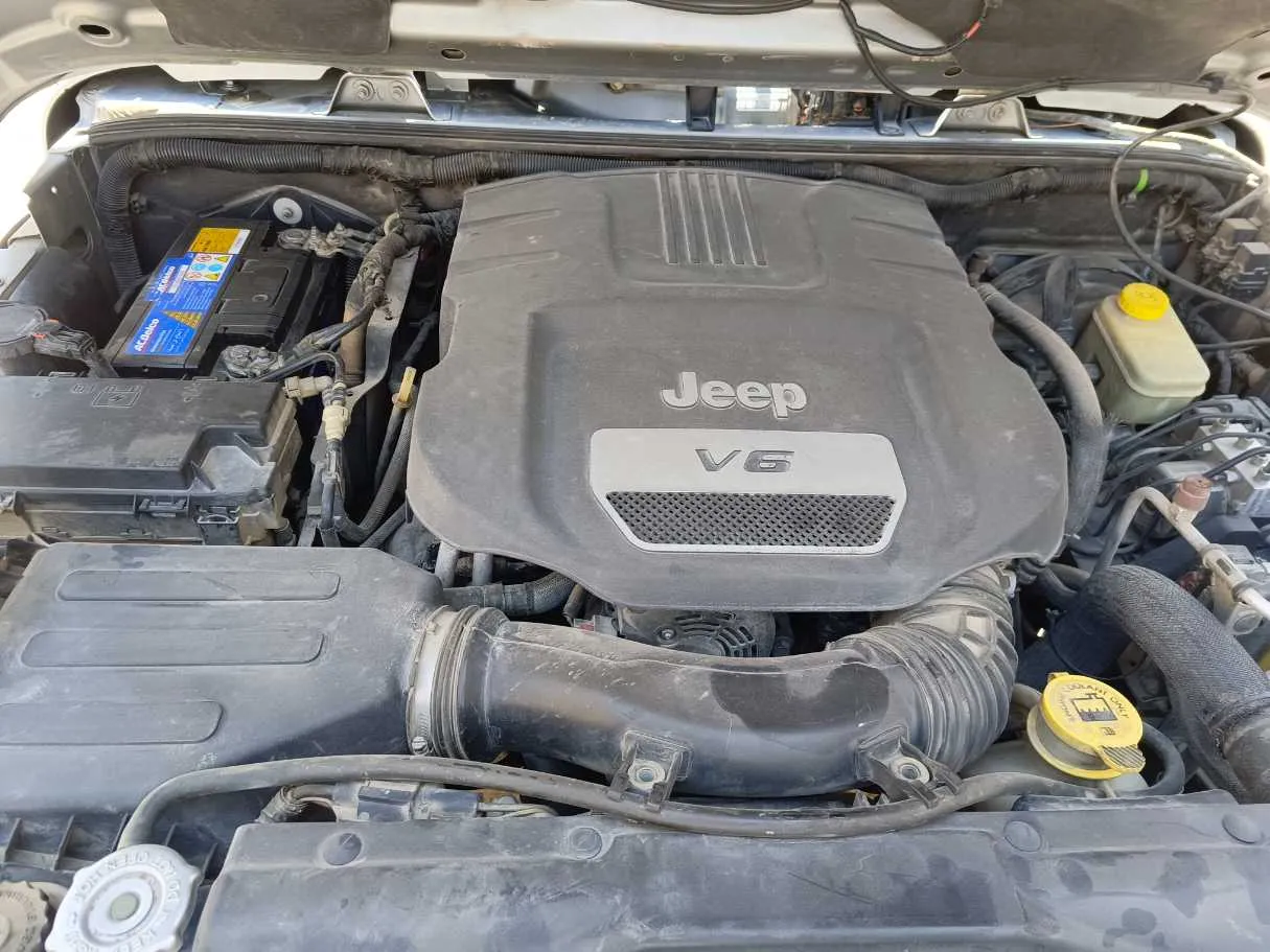 Car image 31