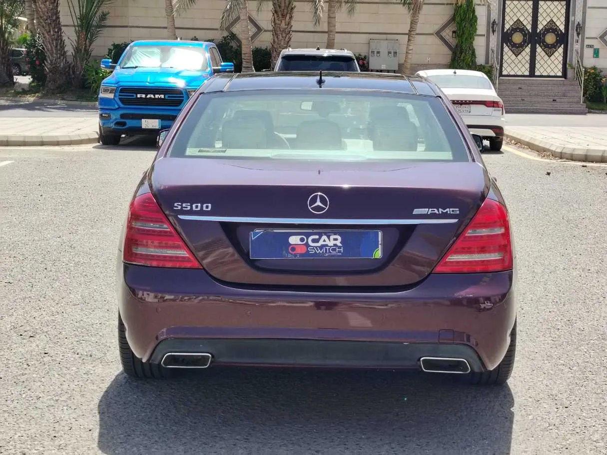 Car image 6