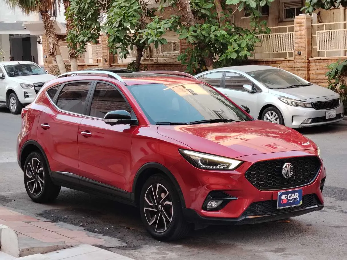 Car image 3