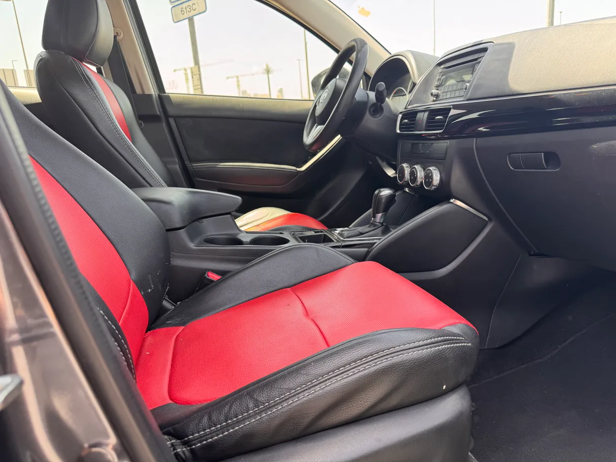 Car image 7