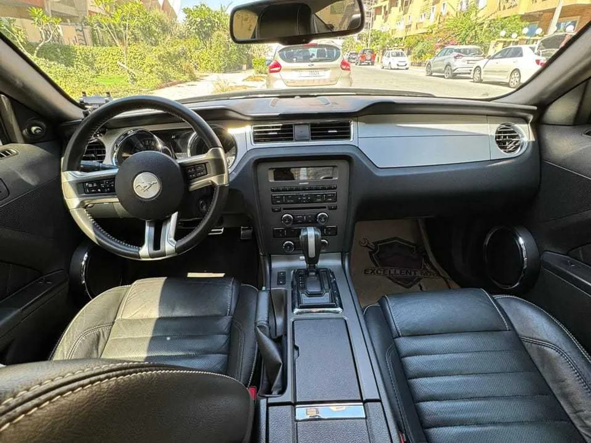 Car image 20