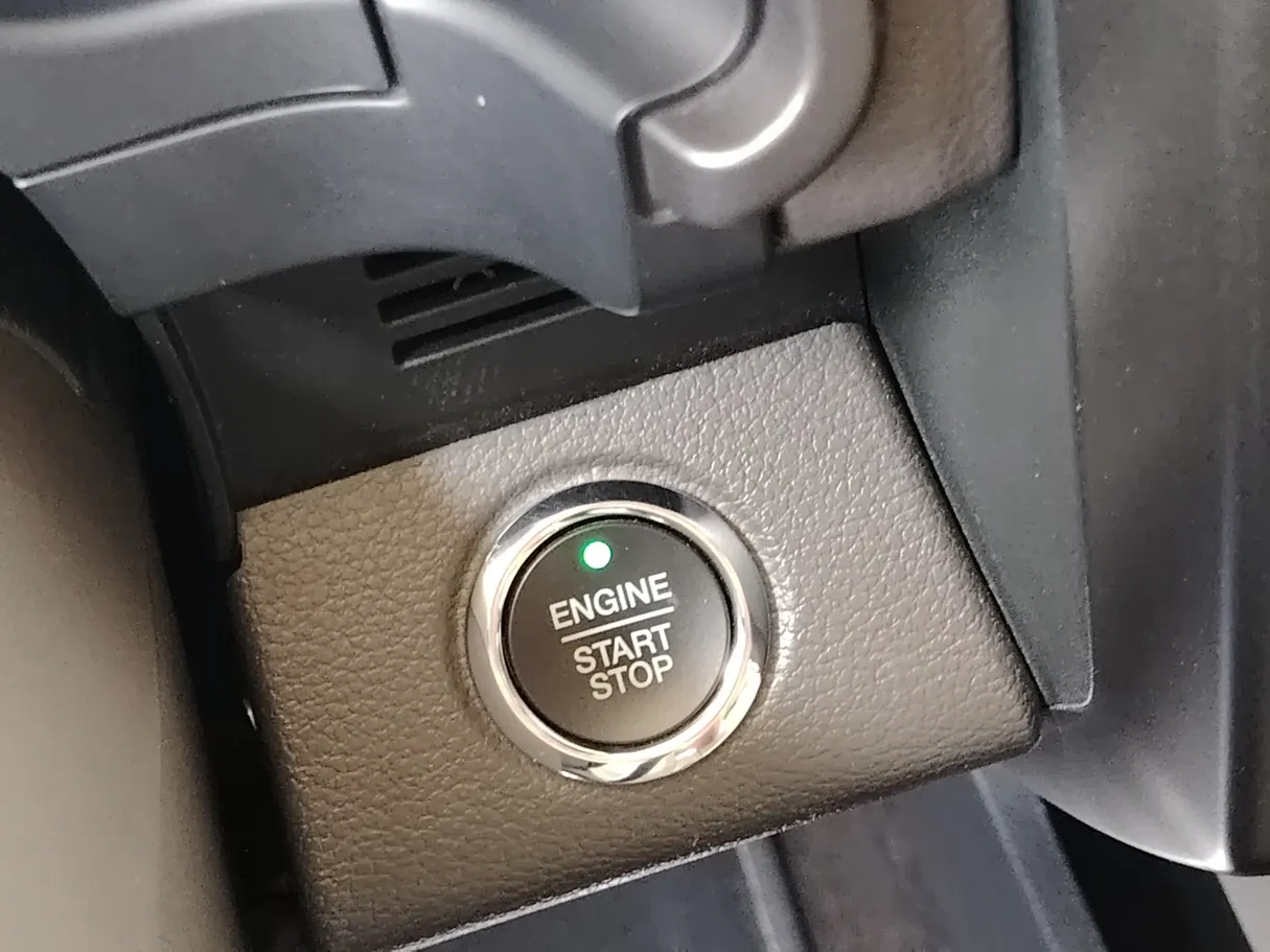 Car image 34