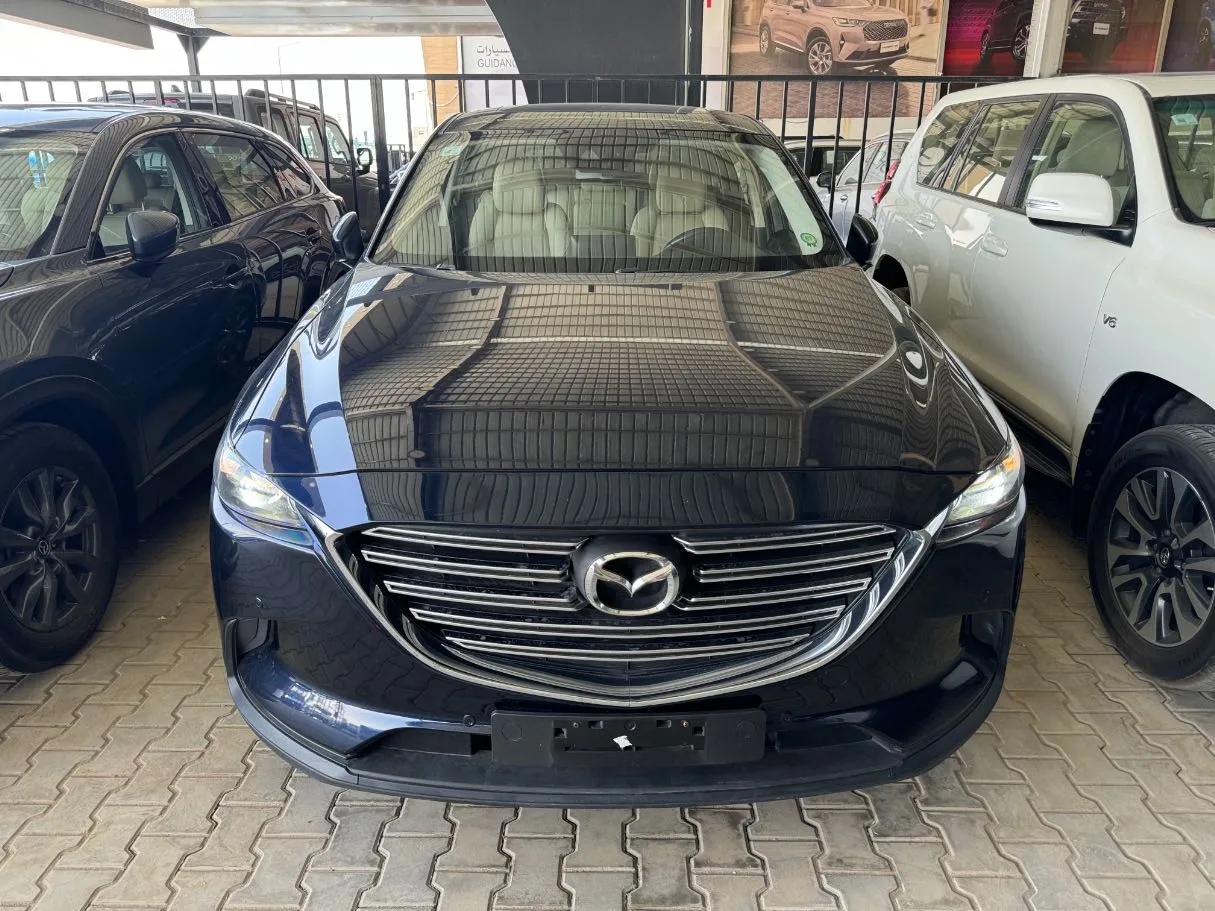 Car image 2