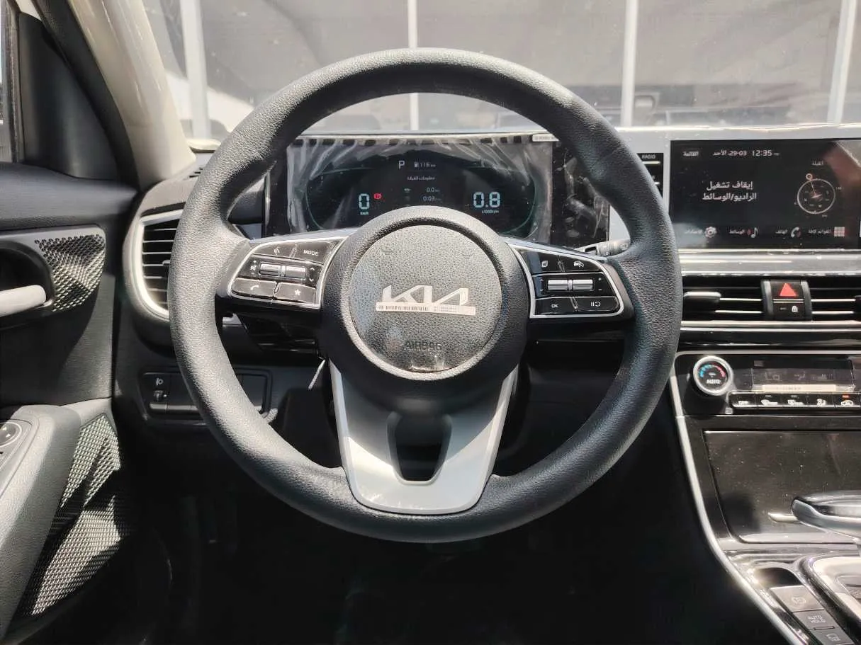 Car image 23
