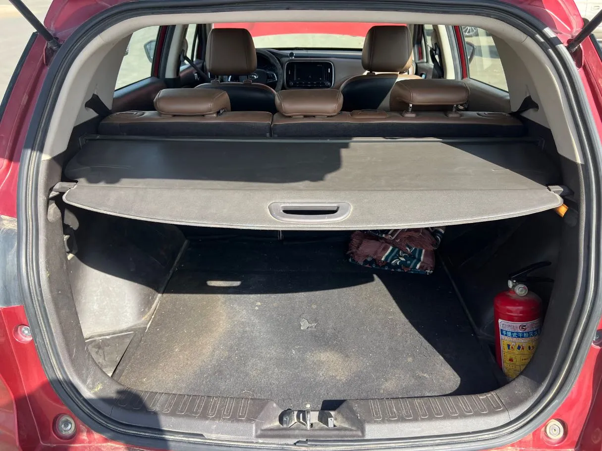 Car image 21