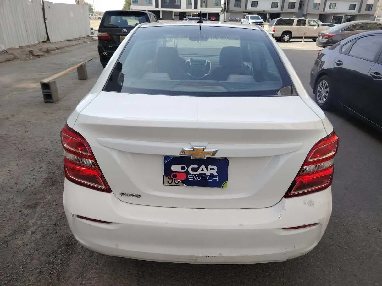 Car image 6