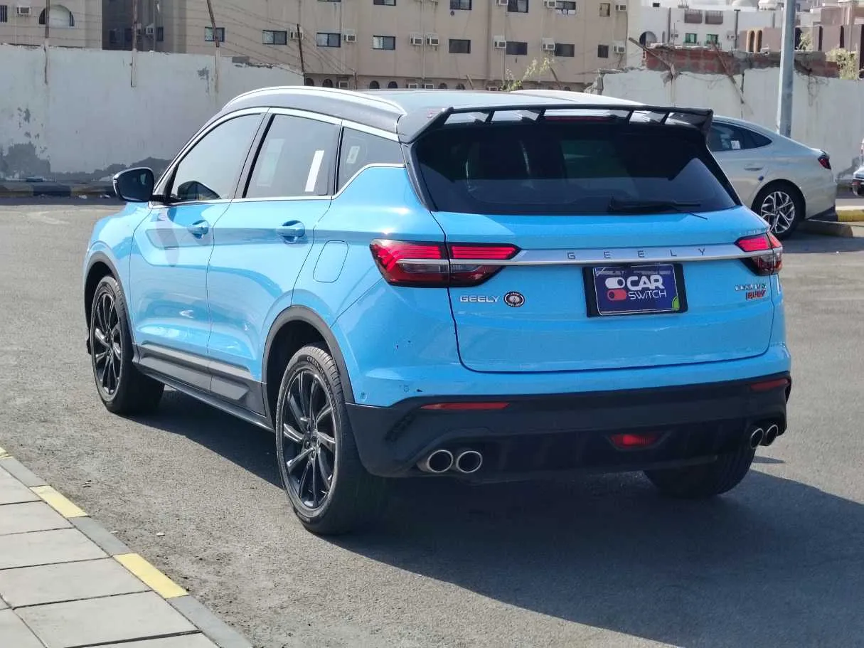 Car image 7