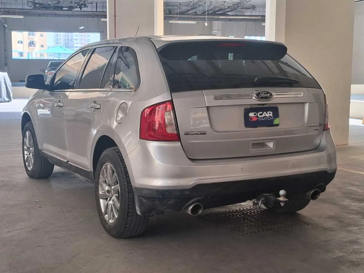 Car image 7