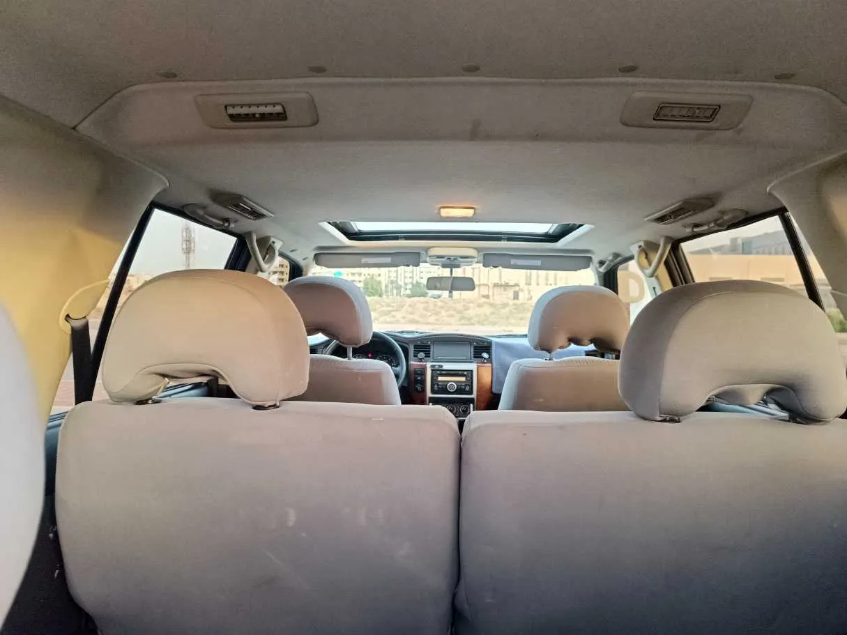 Car image 25