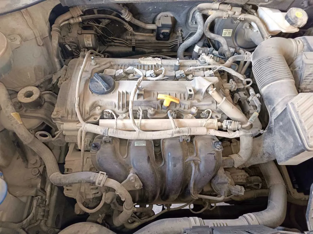 Car image 37