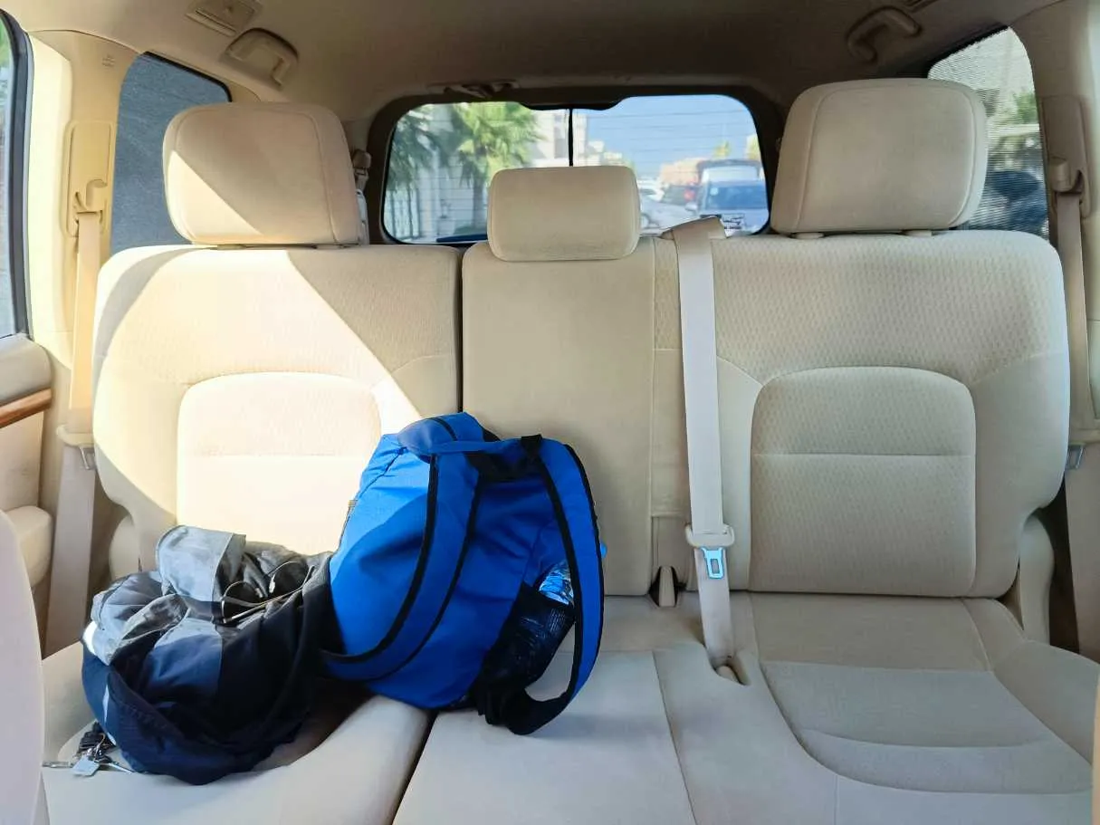 Car image 19
